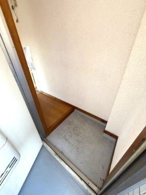 サニーヒル305号室 クリーニング前の写真です