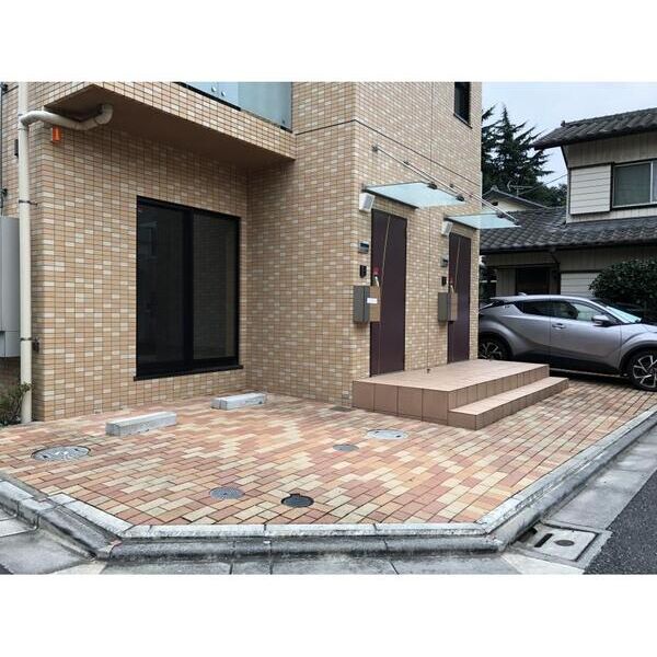 永福町アーバンハウス 駐車場