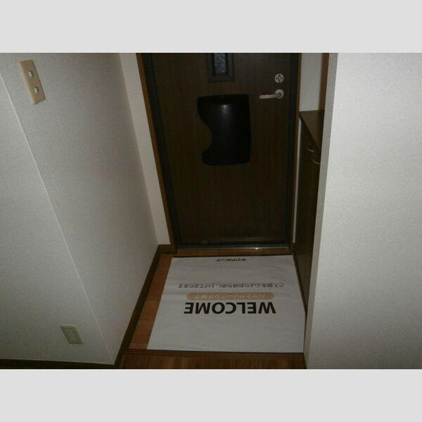 ラミアカーサ MA 玄関