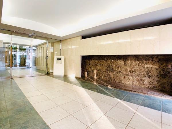 ヒルクレスト妙蓮寺6階 エントランス