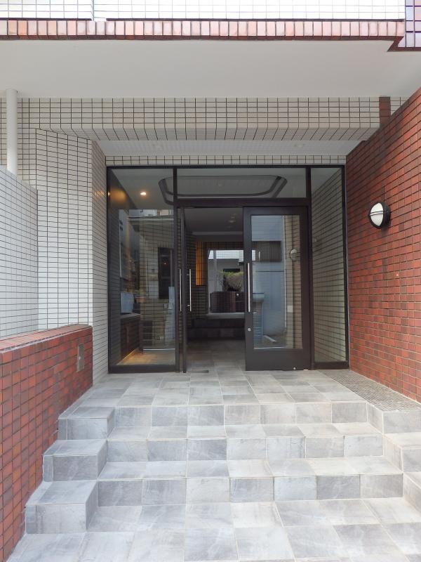 ローズマンション(A-015)3階 エントランス