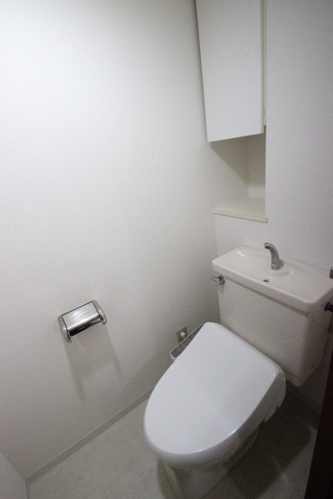 ヴィルヌーブ2階 部屋その他