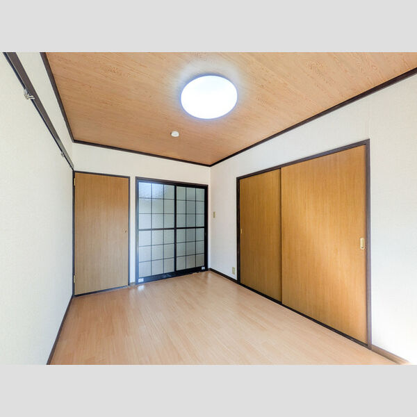 レスポワールハネサ102号室 洋室