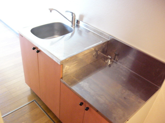 グレース吉岡0101号室 キッチン1