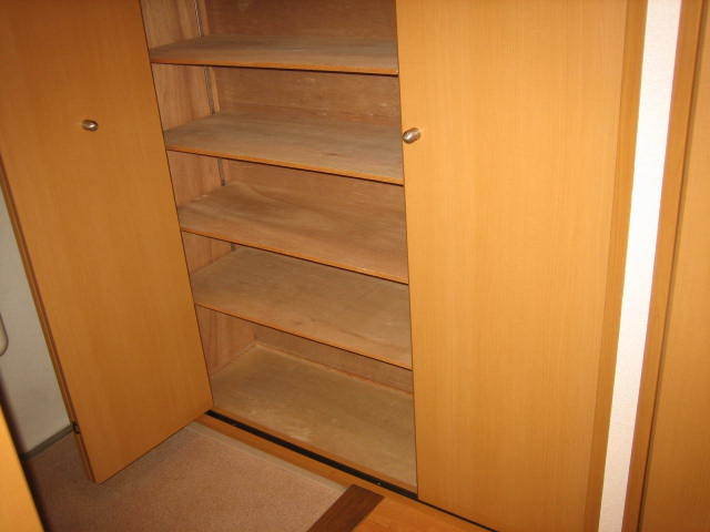 ＳｋｙＣｕｂｅ東本郷0401号室 下駄箱