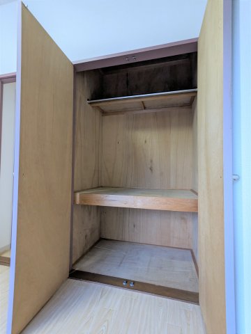 メゾンドプランタン405号室 収納