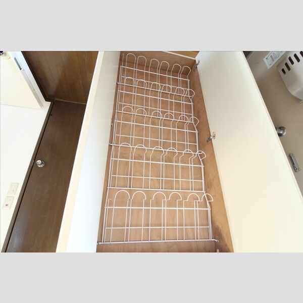 シティハイム　ベルメゾン　B203号室 シューズボックス