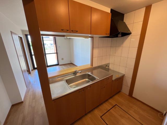 ネオ　シュトラーゼ キッチン