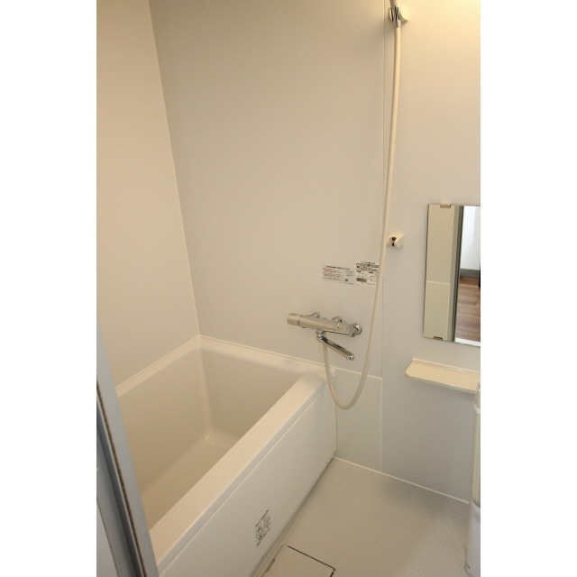 リアライズ伊勢原0605号室 内観