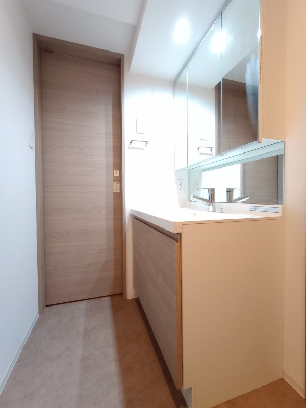 クレイシア秋葉原ラグゼスウィート9階 洗面