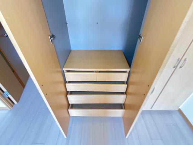 ローザ　オノモン 収納