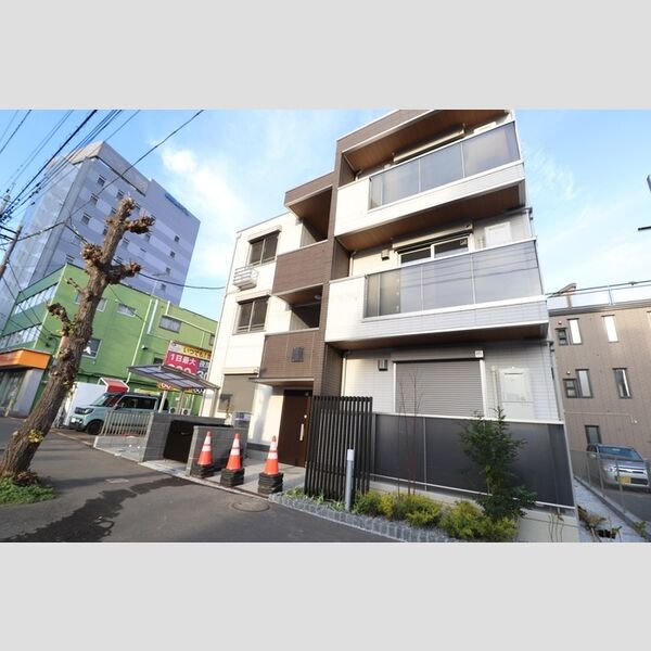 メゾン鶴丸103号室 外観