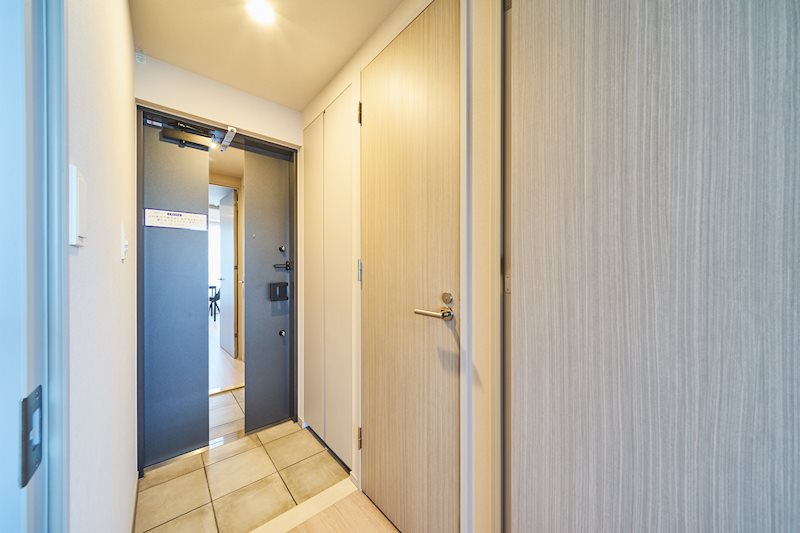 クレヴィアリグゼ錦糸町8階 玄関