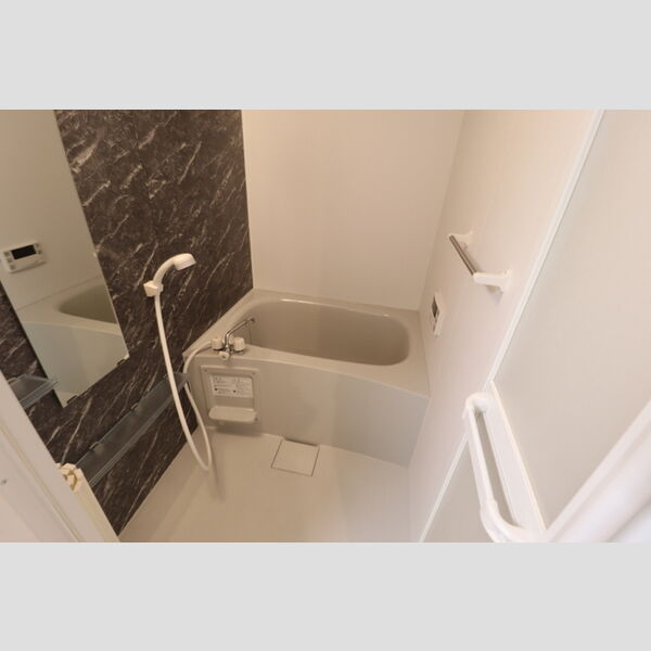 オズシティ 追い焚き給湯機能付き浴室