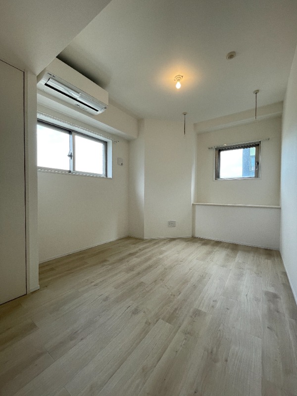 レジディア三越前10階 寝室