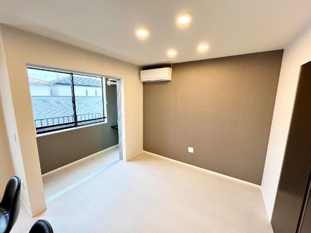 レヴメゾン神山四番館101号室 リビング（イメージ）