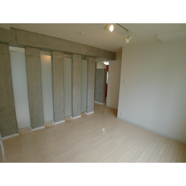 ZESTY松陰神社 内観