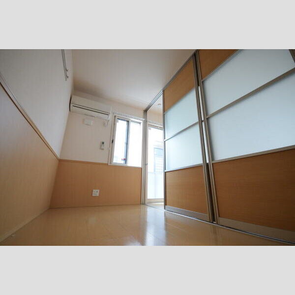 ソレーユ川口101号室 洋室4帖