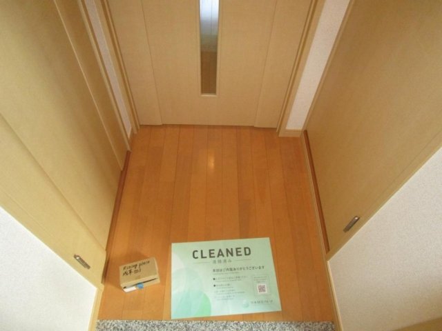 Rising place 浅草5階 玄関