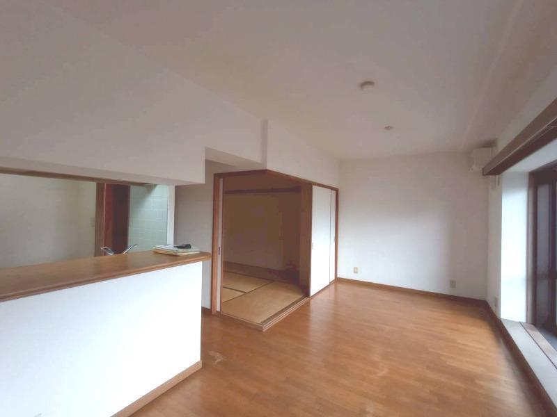 クリオ藤沢伍番館 リビング