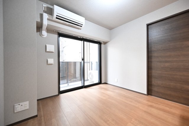 ＧＲＡＮＳＩＴＥ千代田水道橋4階 リビング