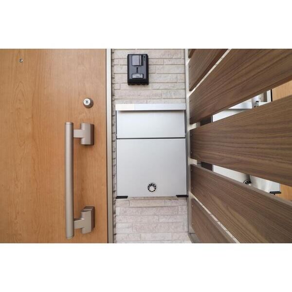 ソレイユ　ルヴァン エントランス