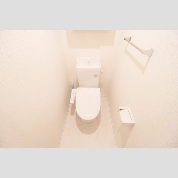 グランウィステリア 温水洗浄暖房便座