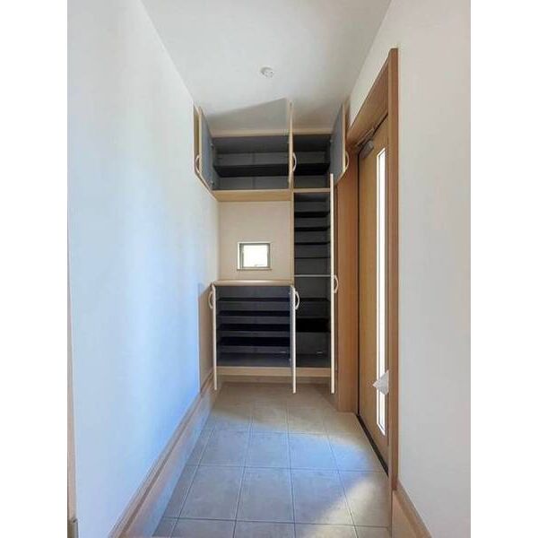 Sumai-to川越市安比奈新田01 収納