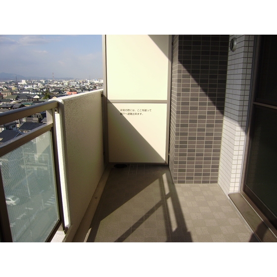 レオグランデ902号室 内観