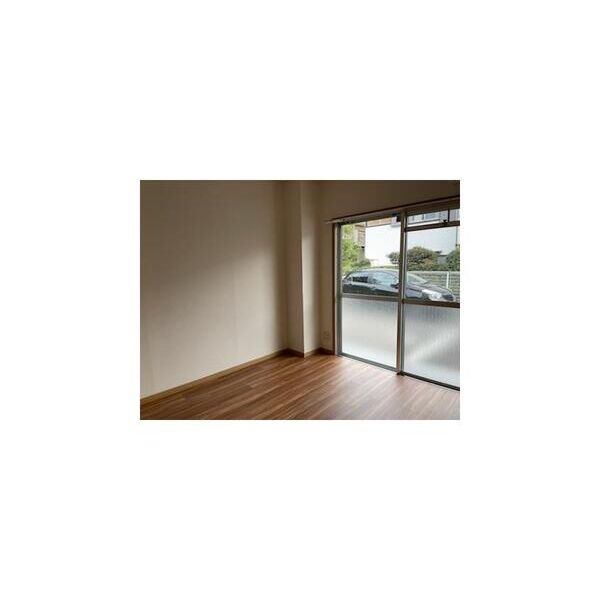 日興狛江マンション2103号室 リビング