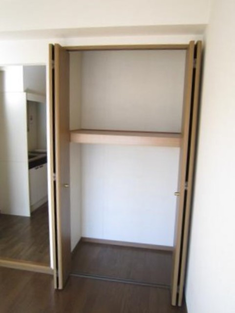 リバーサイドハイツ湘南0401号室 収納