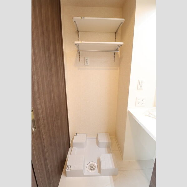 ピュアハイム大倉山105号室 洗濯機置き場