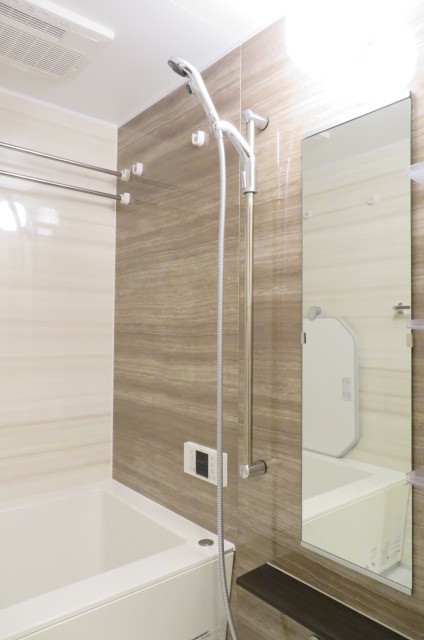 ガーラ・プレシャス赤坂見附2階 追炊機能、浴室乾燥機付きバス