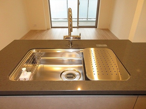 ＨＡＲＵＭＩ　ＦＬＡＧ　ＳＵＮ　ＶＩＬＬＡＧＥ　Ｔ棟 シンク