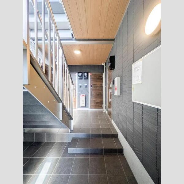 エンテスカリオン エントランス