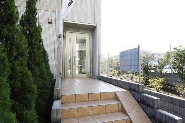 ジェノヴィア原木中山0413号室 エントランス