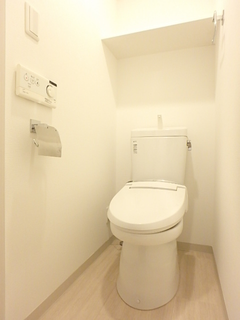 グランド・ガーラ横濱元町10階 トイレ