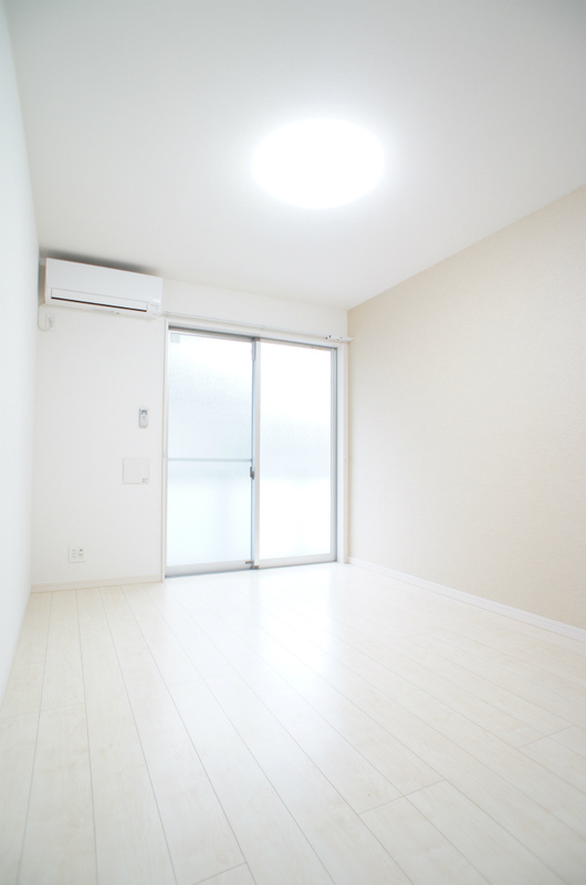 リブリ・サンライズ和1階 リビング