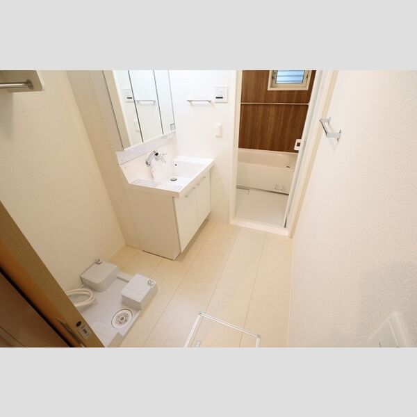 ビバーチェ203号室 洗面室