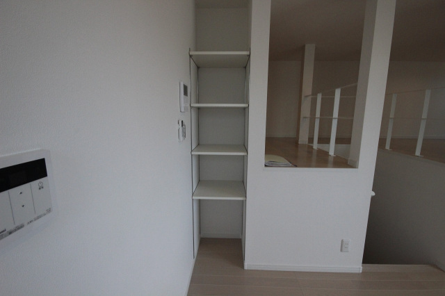 ＣＢ浦和美園エルジュ1階 部屋その他