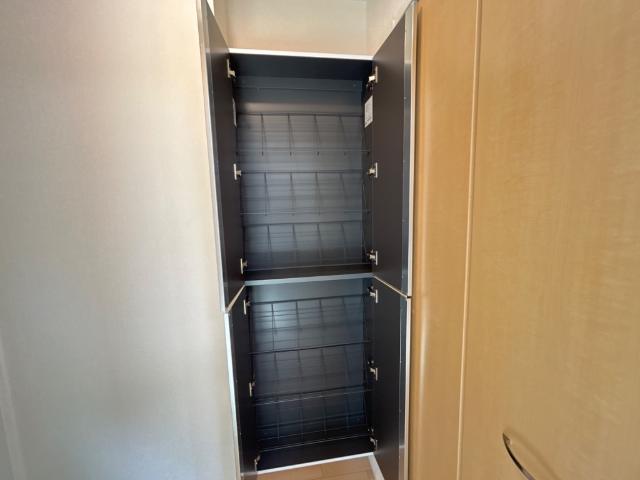 Ｎｅｓｔｌｅ大森西Ⅱ 下駄箱