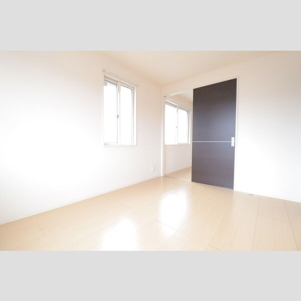 サッビア201号室 洋室