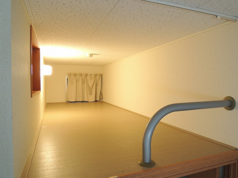 レオパレスサンステラ207号室 浴室乾燥機