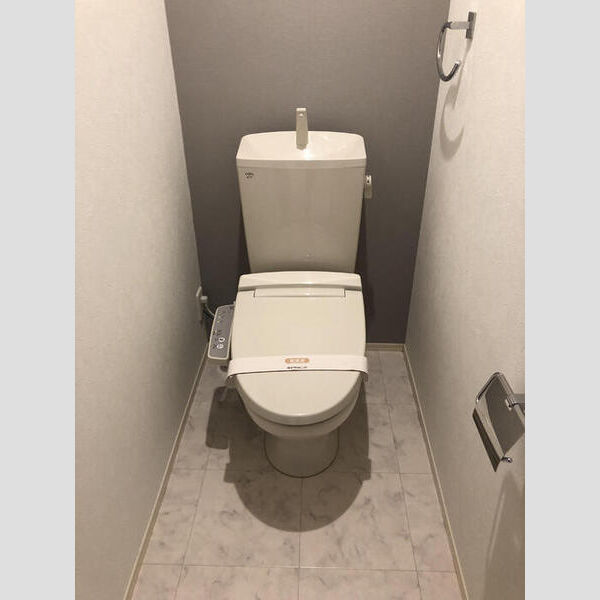uccello 102号室　トイレ