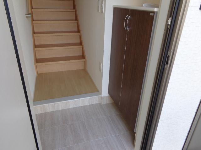 グランドゥール・メイ00205号室 玄関