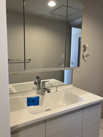 プライムアーバン新川6階 洗面