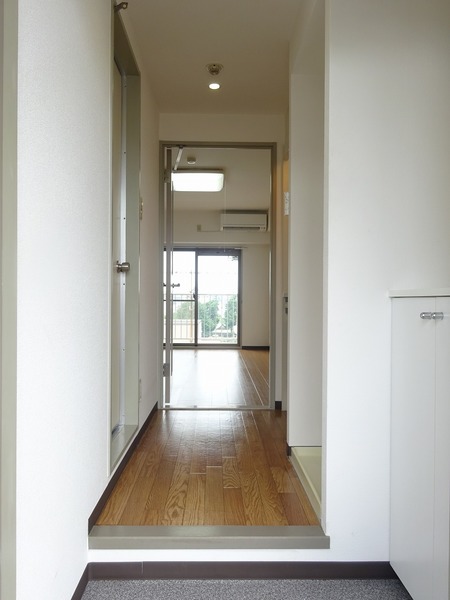 モンテベルデ横浜中央806号室 玄関