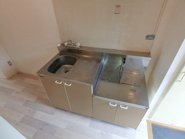 コリーナヴェルデ0103号室 キッチン