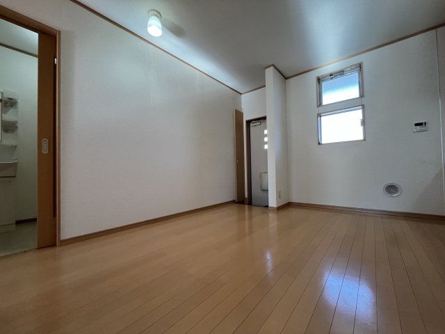 レガート戸田公園201号室 リビング