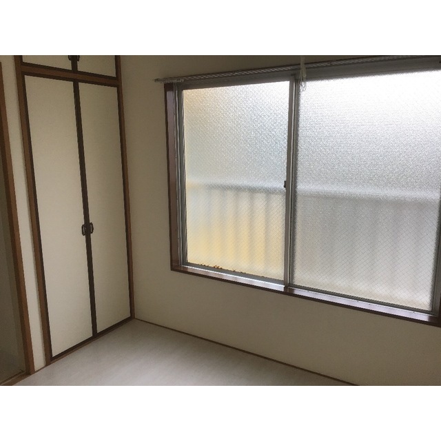 アゼリアコート柿生303号室 リビング